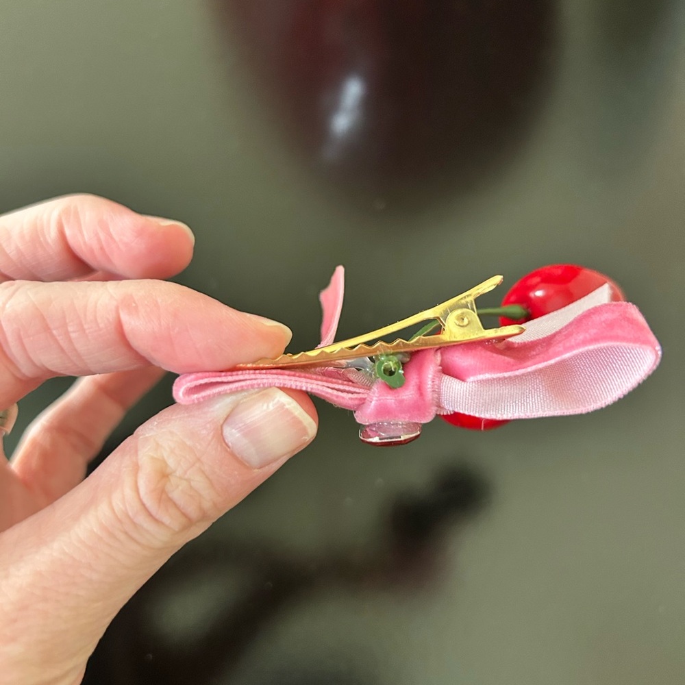 It Girl Pink Cherry Hair Clips with Velvet Ribbon Bow Set of 2 Barrettes New - Picture 5 of 11